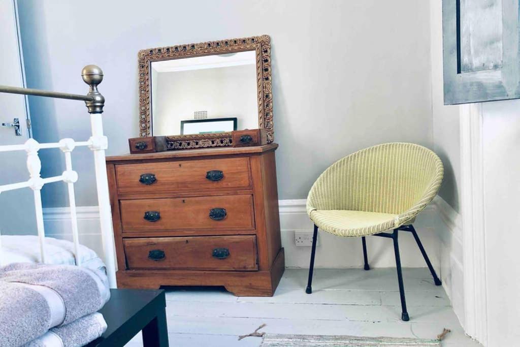 Seaside Escape - Gorgeous 2 Bed Apartment In St-Leonards-On-Sea Hastings Exterior photo